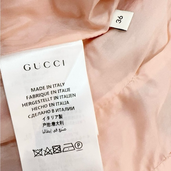 ❌sold❌Authentic Gucci Red and Blue Tweed Jacket - Picture 5 of 6